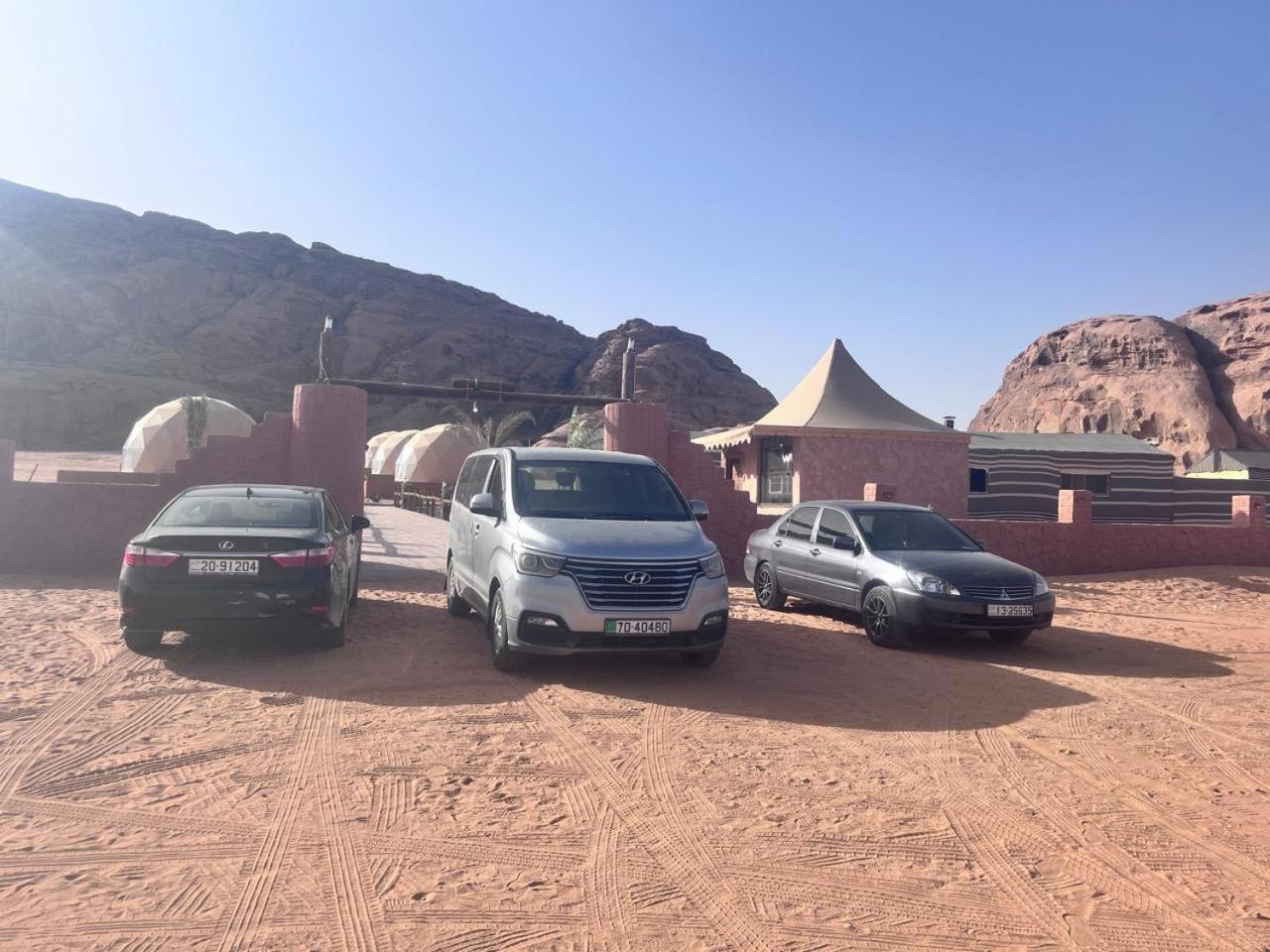 Waseem Luxury Camp Wadi Rum Exterior photo
