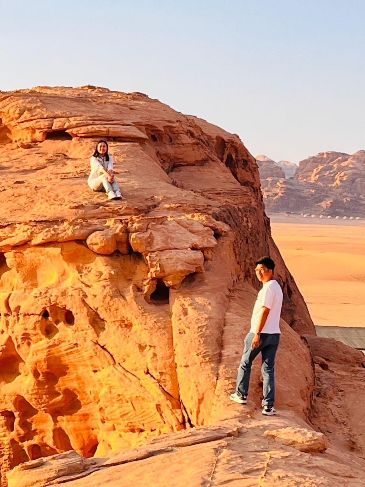 Waseem Luxury Camp Wadi Rum Exterior photo